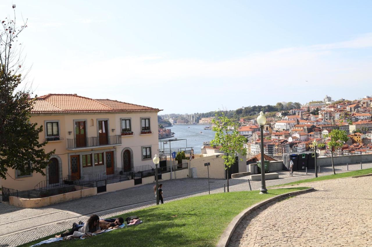 ヴィラ・ノヴァ・デ・ガイアCasa Do Pilar - D Maria Piaアパートメント エクステリア 写真